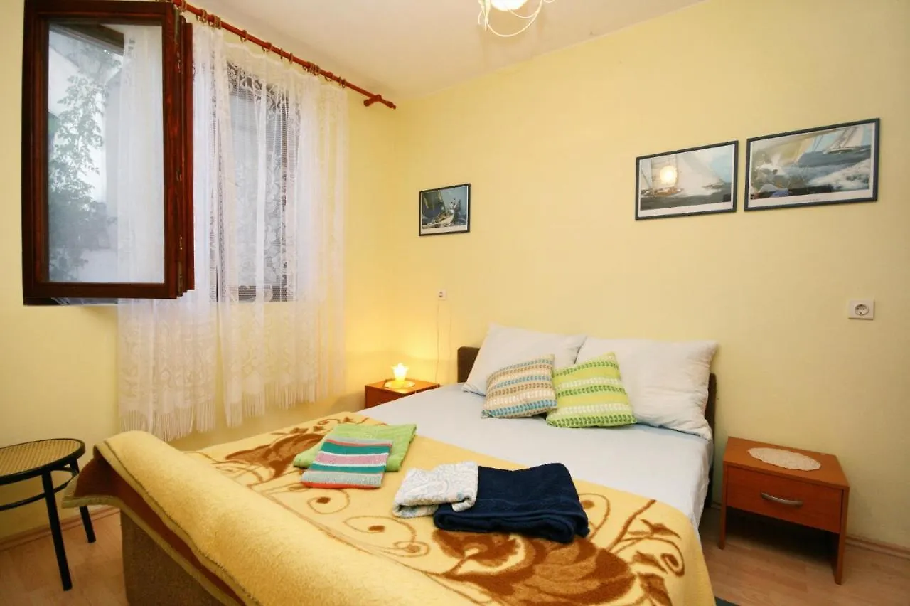 Apartments With A Parking Space Jadranovo, Crikvenica - 5533